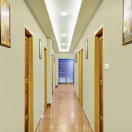 Hotel O Century Regency Kochi Bagian luar foto